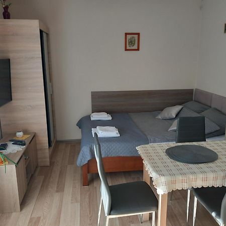 Apartament Jelenia Góra - Cieplice Exterior foto